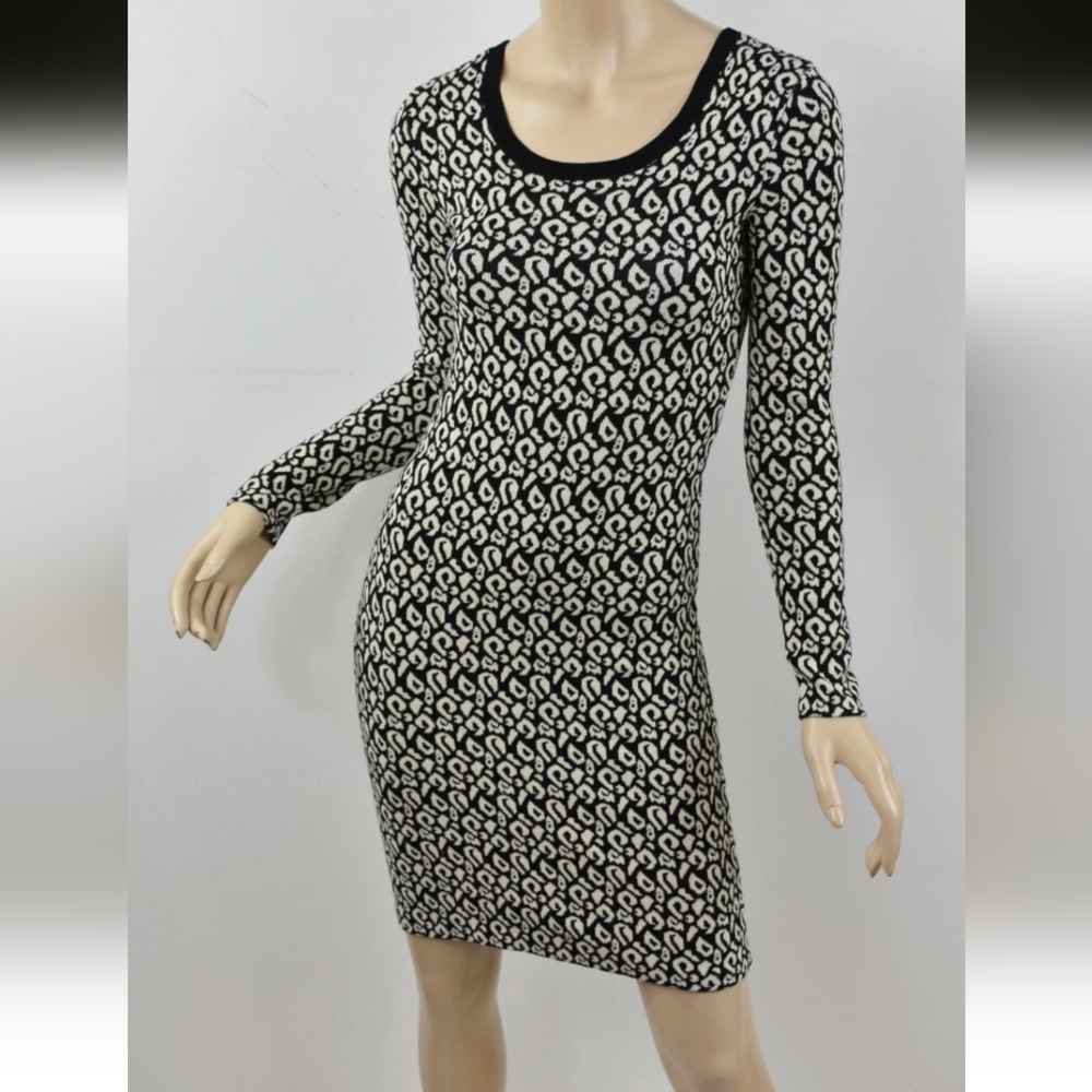 Banana Republic Knit Sweater Dress Sz Medium NWOT